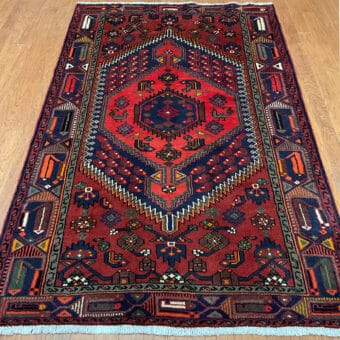 Persian Hand-knotted Tribal Hamadan Wool Rug (4'4 x 7'1)