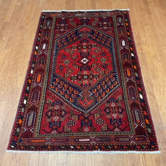 Persian Hand-knotted Tribal Hamadan Wool Rug (4'2 x 6'7)