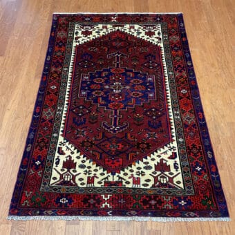 Persian Hand-knotted Tribal Hamadan Wool Rug (4'3 x 6'7)