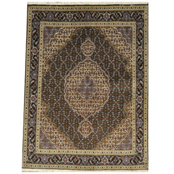 Persian Hand-knotted Tabriz Wool Rug (5' x 6'7)