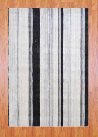 Indo Hand-knotted Tibetan (4' x 6')