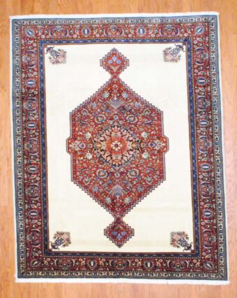 Persian Hand-knotted Fine Bakhtiari (7'1 x 8'9)