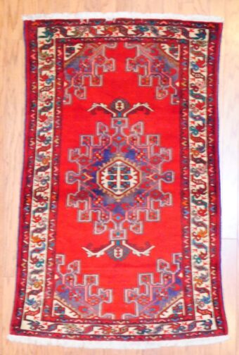Persian Hand-knotted Hamadan (3'4 x 5'3)