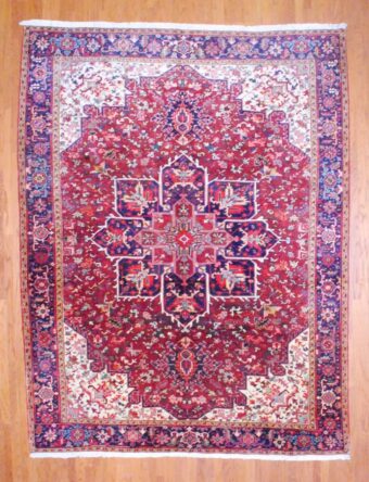 Persian Hand-knotted Heriz (10'2 x 13')