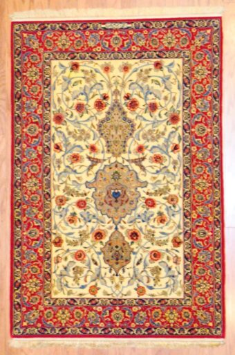 Persian Hand-knotted Fine Isfahan with Silk (3'8 x 5'7)