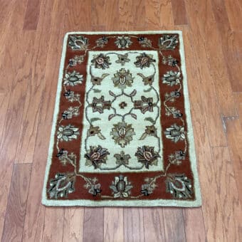 Indo Hand-tufted Wool Rug (2' x 3')