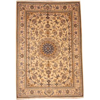 Persian Hand-knotted Nain (6'8 x 9'7)
