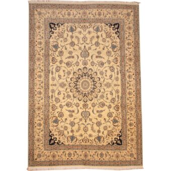 Persian Hand-knotted Nain (6'6 x 9'5)