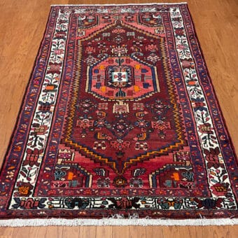 Persian Hand-knotted Hamadan Wool Rug (4'4 x 6'9)
