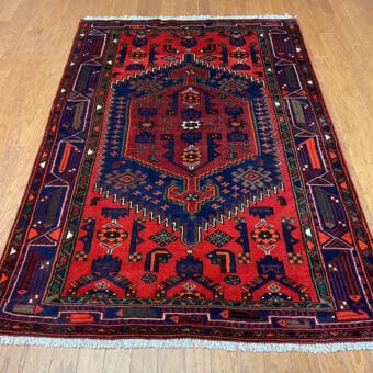 Persian Hand-knotted Hamadan Wool Rug (4'3 x 6'7)