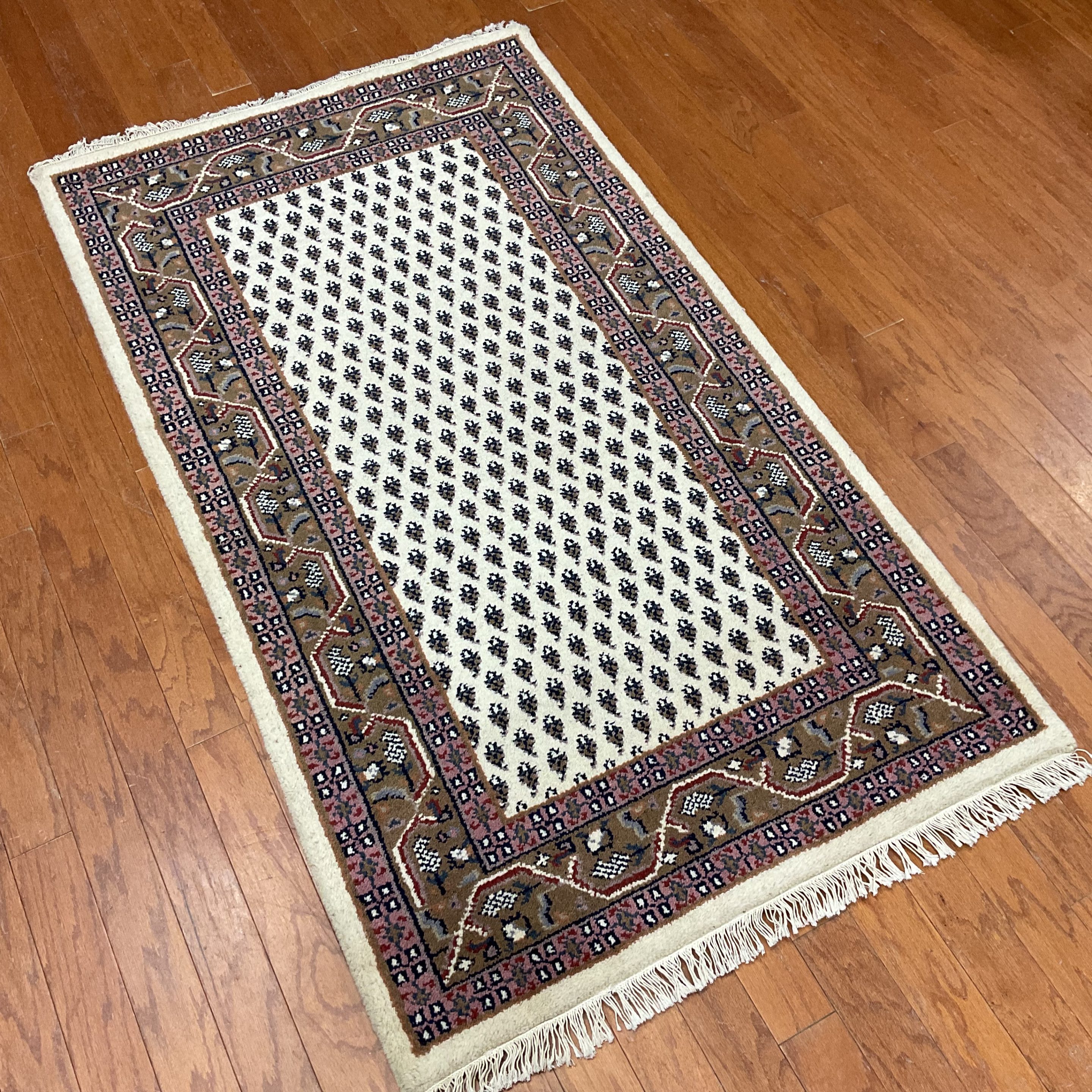 Indo Hand-knotted Mir Wool Rug (3' x 5'4) - Image 3