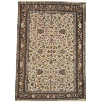Turkish Hand-knotted Antique Hereke Wool Rug (4' x 5'8)