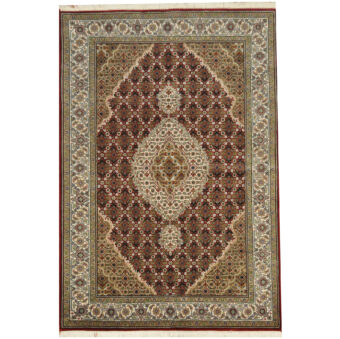 Indo Hand-knotted Tabriz Wool Rug (4'7 x 6'10)