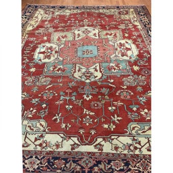 1900s Antique Handmade Persian Serapi Wool Rug (9'6" x 11'10")