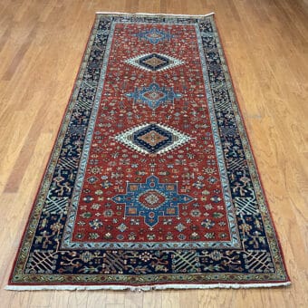 HERAT ORIENTAL Hand-knotted Indo Karaja Wide Wool Runner (4' x 9'10)