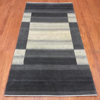 HERAT ORIENTAL Hand-knotted Indo Gabbeh Wool Rug (4'1 x 8'1)