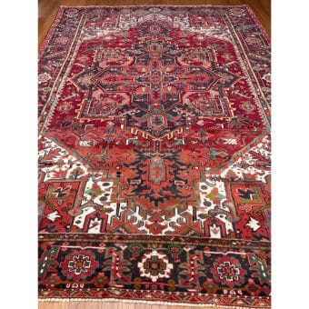 Fine Persian Hand-knotted Heriz Wool Rug (8'6 x 12'2)