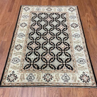 Afghan Hand-knotted Vegetable Dye Khotan Wool Rug (4'2 x 5'10)