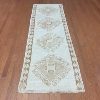 Turkish Hand-knotted Oushak Wool Runner (3'3 x 10'2)