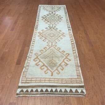 Turkish Hand-knotted Oushak Wool Runner (3' x 11'8)