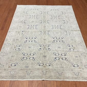 Turkish Hand-knotted Oushak Wool Rug (6'1 x 8'9)