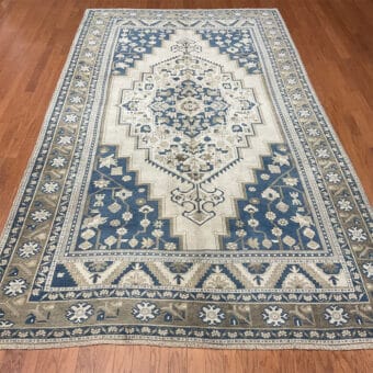 Turkish Hand-knotted Oushak Wool Rug (6'8 x 12')