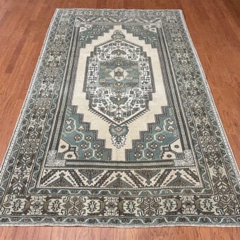 Turkish Hand-knotted Oushak Wool Rug (5'10 x 10'1)
